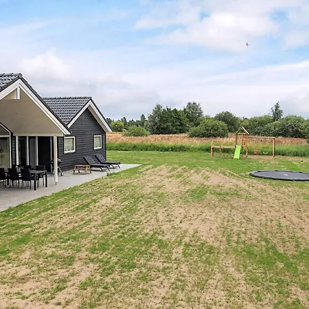 Villavilla 670 - Marielyst, Lollandfalstermon